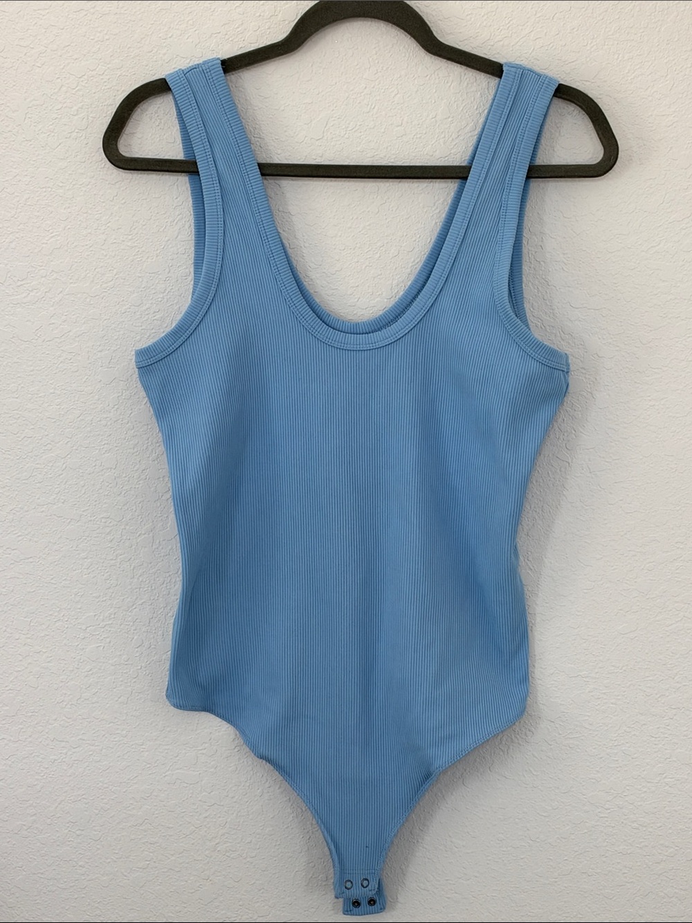 Abercrombie & Fitch L Blue Ribbed Scoop Neck Bodysuit Stretch